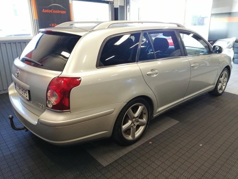 Såld Toyota Avensis Kombi 2.2 D4D., begagnad 2008, 21 000