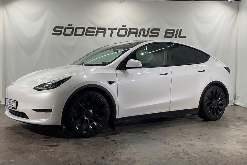 Vit Begagnad 2022 Tesla Model Y Performance SUV | 409 900 kr - Bild 1/4
