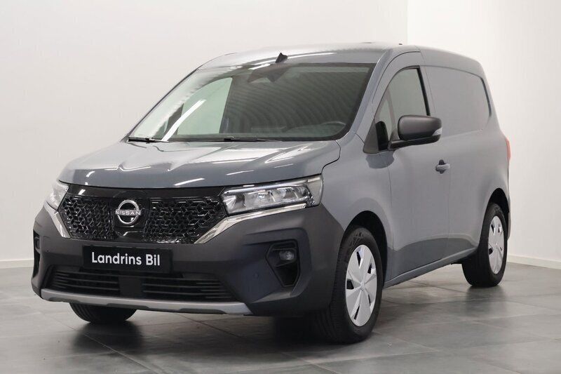 Mörkgrå (grå) Begagnad 2023 Nissan Townstar N-Connecta Minibuss | 289 900 kr (Superpris) - Bild 1/4