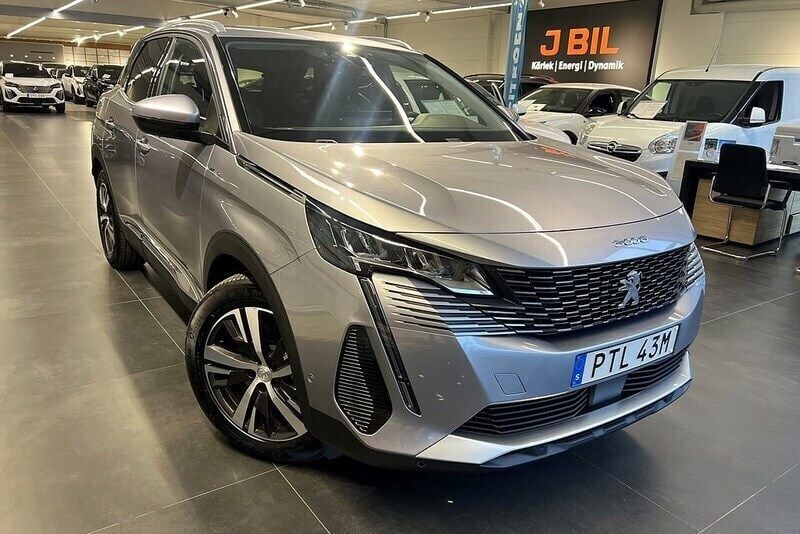 Grå Begagnad 2021 Peugeot 3008 GT SUV | 269 900 kr (Bra pris) - Bild 1/4