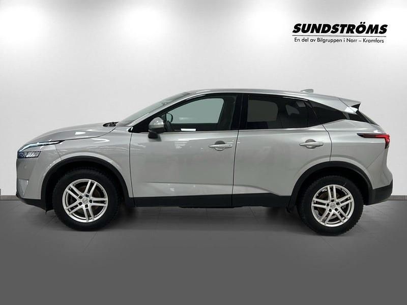 Begagnad Nissan Qashqai 158 HK (116 kW) 2023 Silver SUV