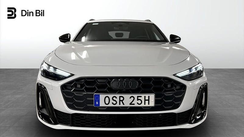 Ny Audi A5 Sport 252 HK (185 kW) 2025 Glaciärvit metallic Kombi