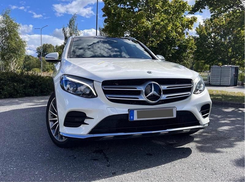 Begagnad 2019 Mercedes GLC220 AMG SUV | 364 900 kr - Bild 1/4