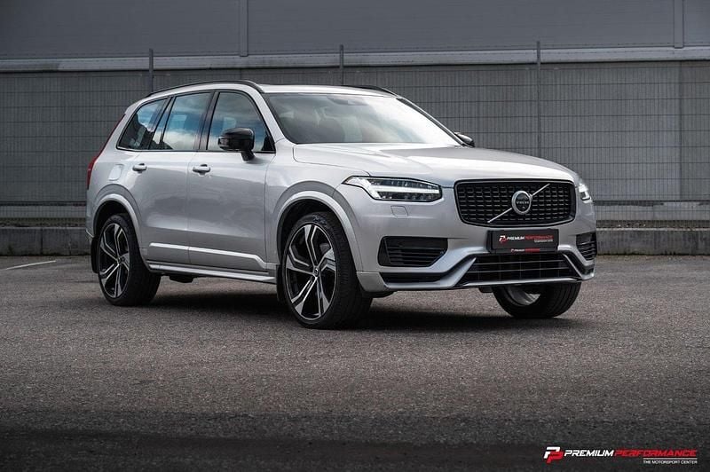 Silver Begagnad 2021 Volvo XC90 R-Design SUV | 509 800 kr (Marknadspris) - Bild 1/4