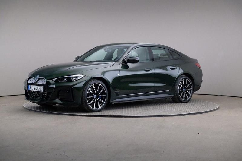 Grön Begagnad 2023 BMW i4 Sedan | 545 000 kr (Bra pris) - Bild 1/4