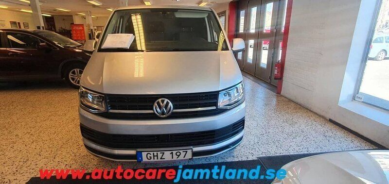 Silver Begagnad 2018 VW T6 Comfortline Van | 216 900 kr (Dyr) - Bild 1/4
