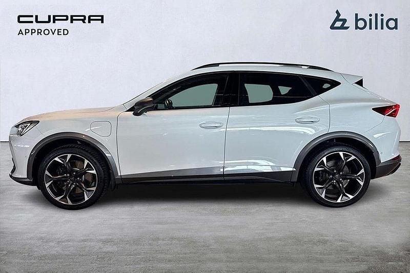 Vit Begagnad 2024 Cupra Formentor VZ SUV | 329 900 kr (Bra pris) - Bild 1/3