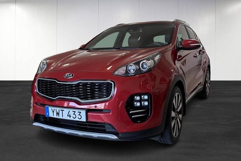 Röd (red) Begagnad 2017 Kia Sportage GT-Line SUV | 184 900 kr (Marknadspris) - Bild 1/4