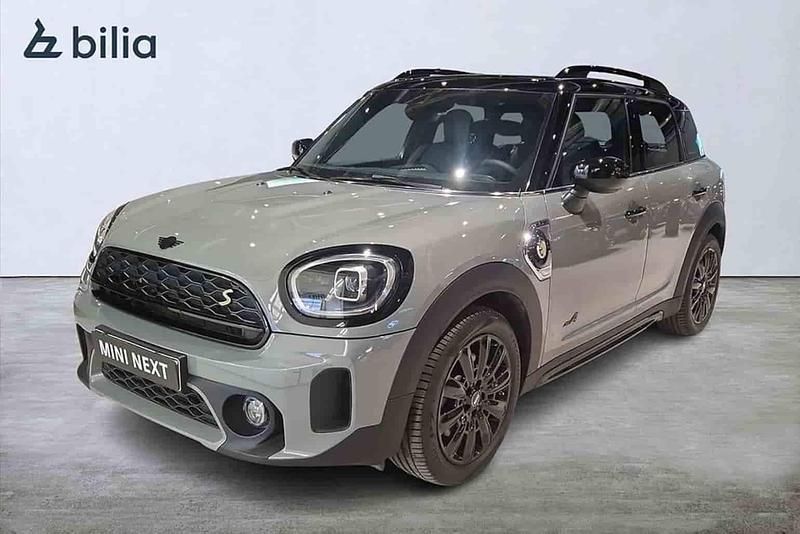 Grå Begagnad 2022 Mini Cooper Countryman SUV | 349 000 kr (Marknadspris) - Bild 1/1