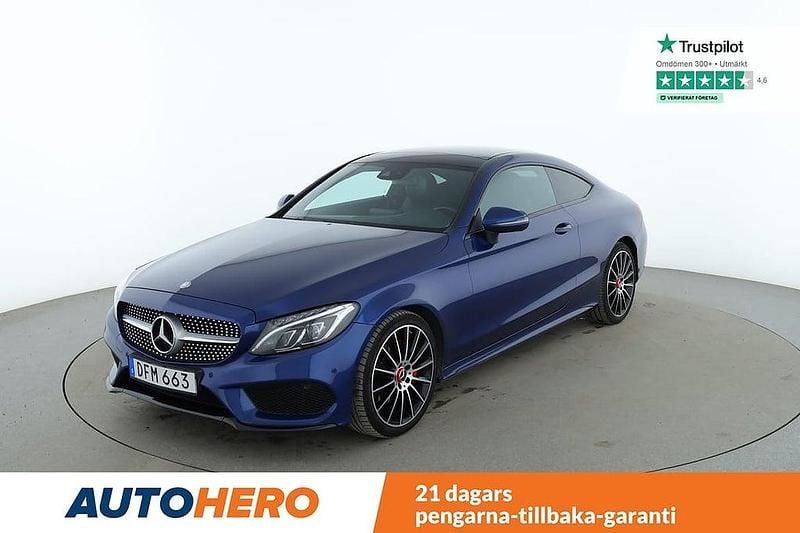 Blå Begagnad 2015 Mercedes C180 AMG line Sportkupé | 201 000 kr (Marknadspris) - Bild 1/4