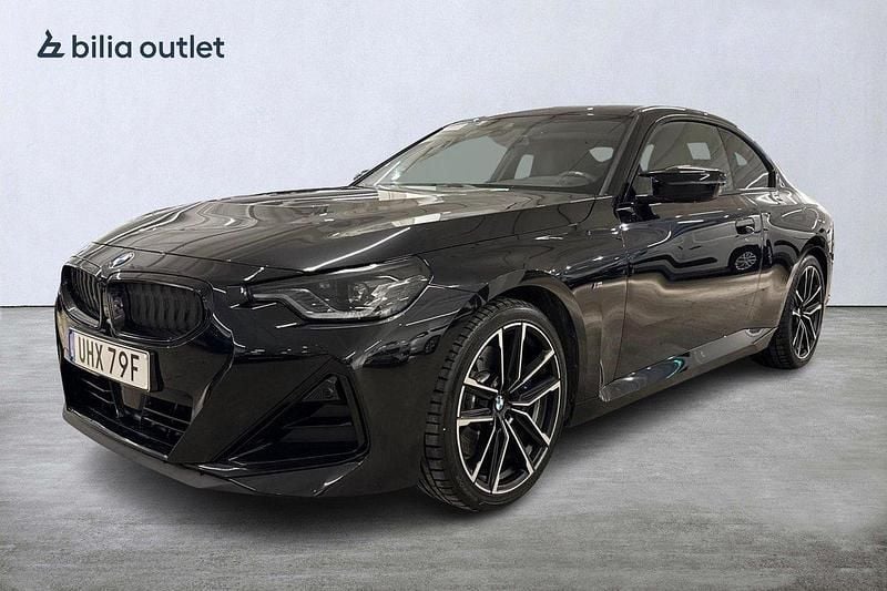 Svart Begagnad 2022 BMW M2 M Sport Sportkupé | 529 900 kr (Bra pris) - Bild 1/4