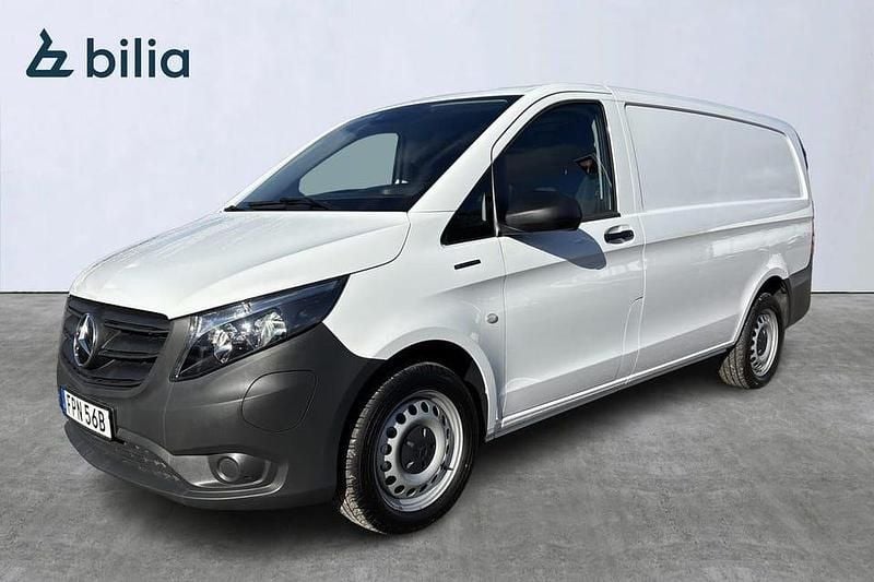 Begagnad Mercedes e-Vito 86 kW (117 HK) 2024 Vit Minibuss