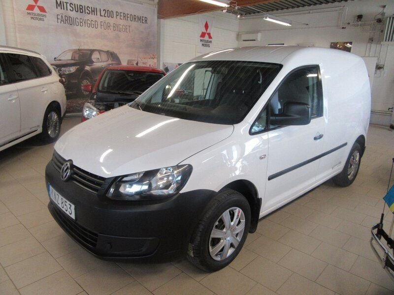 Vit Begagnad 2015 VW Caddy Minibuss | 86 999 kr (Marknadspris) - Bild 1/4