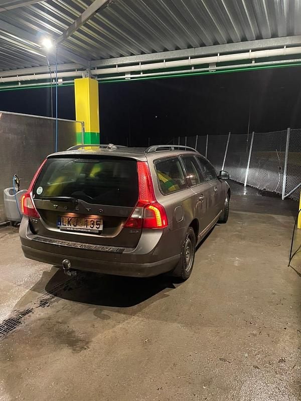 Begagnad Volvo V70 163 HK (119 kW) 2009 Kombi