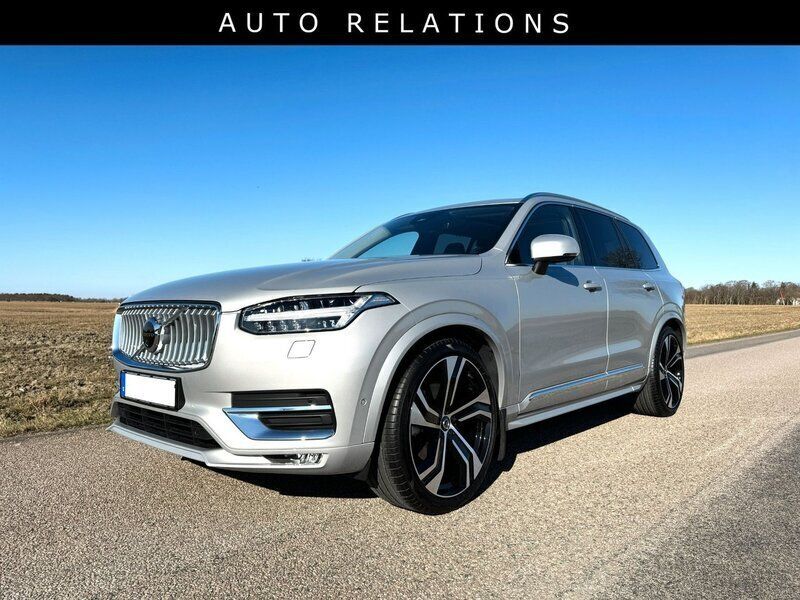 Begagnad Volvo XC90 Ultimate 238 HK (175 kW) 2024 Silver dawn pärlemor metallic SUV
