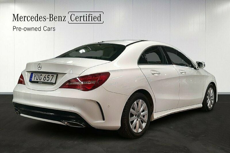 Begagnad Mercedes CLA180 AMG line 123 HK (90 kW) 2018 Vit Sedan