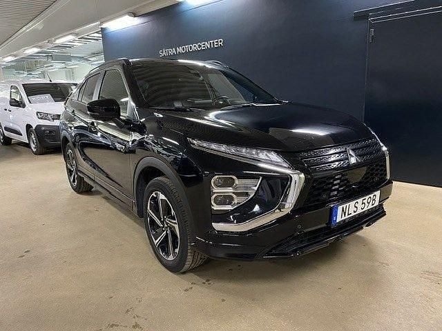 Svart Begagnad 2023 Mitsubishi Eclipse Cross SUV | 289 900 kr (Superpris) - Bild 1/3