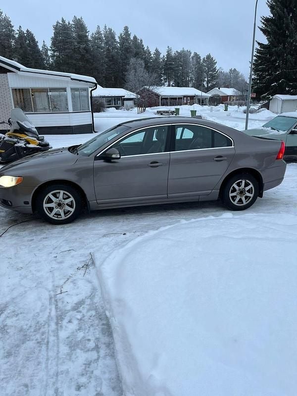 Begagnad 2008 Volvo S80 Sedan | 45 000 kr (Superpris) - Bild 1/4