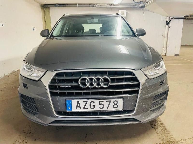 Begagnad Audi Q3 Sport 150 HK (110 kW) 2016 Grå SUV