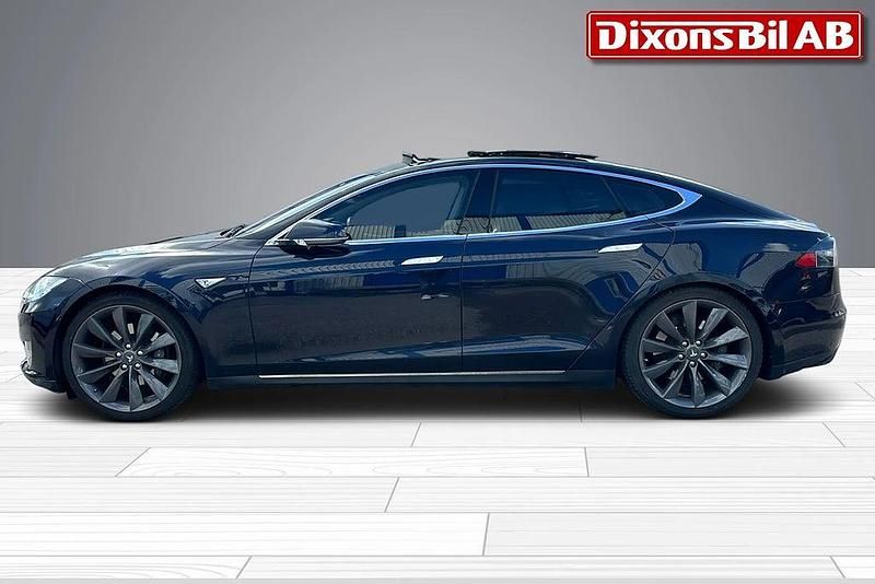 Begagnad Tesla Model S Performance 310 kW (422 HK) 2013 Blå Halvkombi