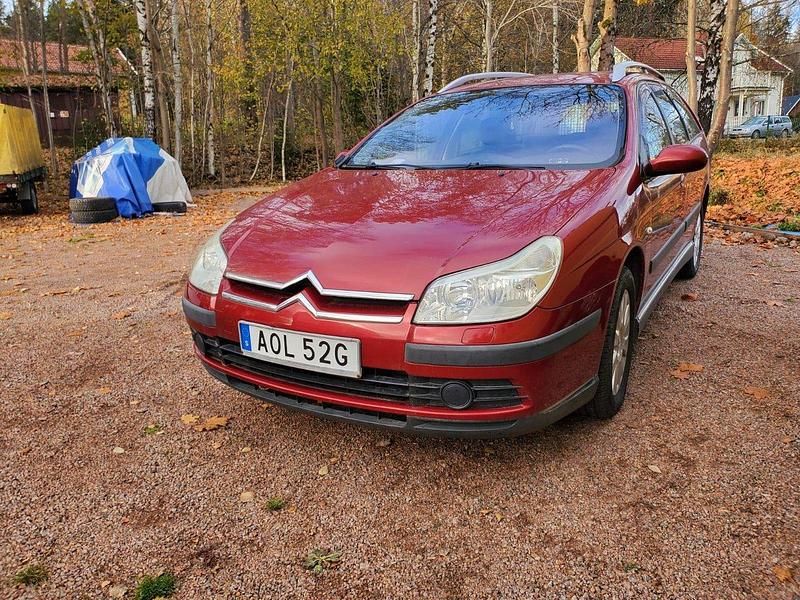 Röd Begagnad 2006 Citroën C5 Kombi | 22 000 kr - Bild 1/4