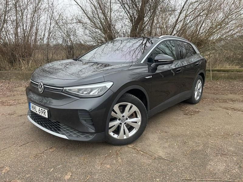 Mörkgrå Begagnad 2021 VW ID.4 Pro Performance SUV | 249 900 kr (Bra pris) - Bild 1/4