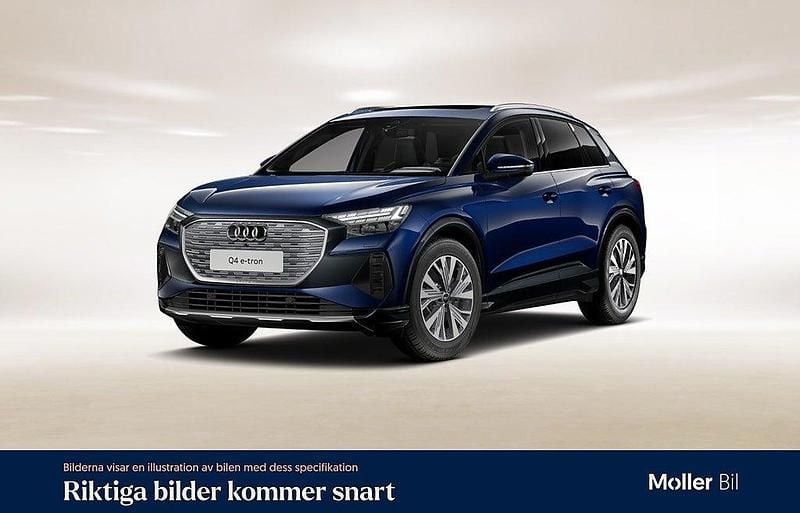 Begagnad Audi Q4 e-tron Advanced Plus 250 kW (340 HK) 2024 Navarrablå metallic SUV
