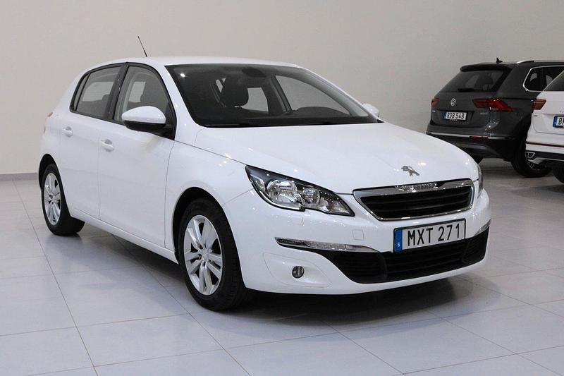 Vit Begagnad 2014 Peugeot 308 Active Halvkombi | 79 900 kr (Marknadspris) - Bild 1/4