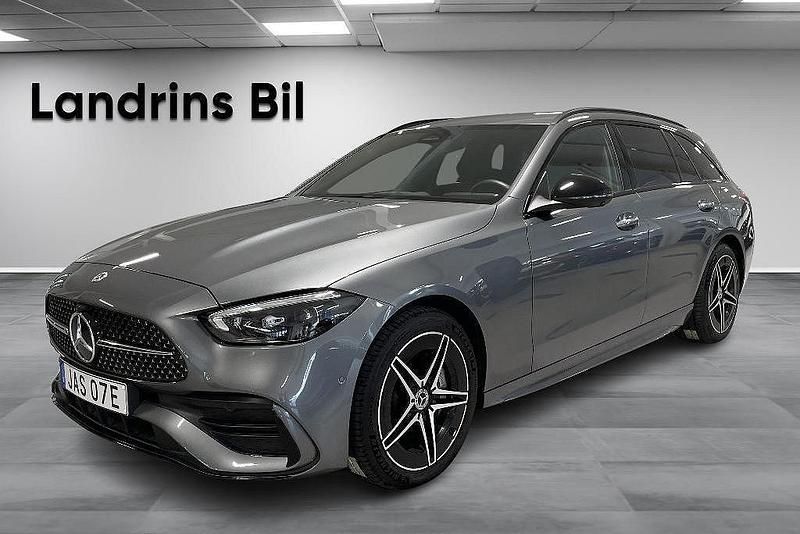 Grå Begagnad 2023 Mercedes C300e AMG Line Premium Kombi | 539 900 kr (Bra pris) - Bild 1/4