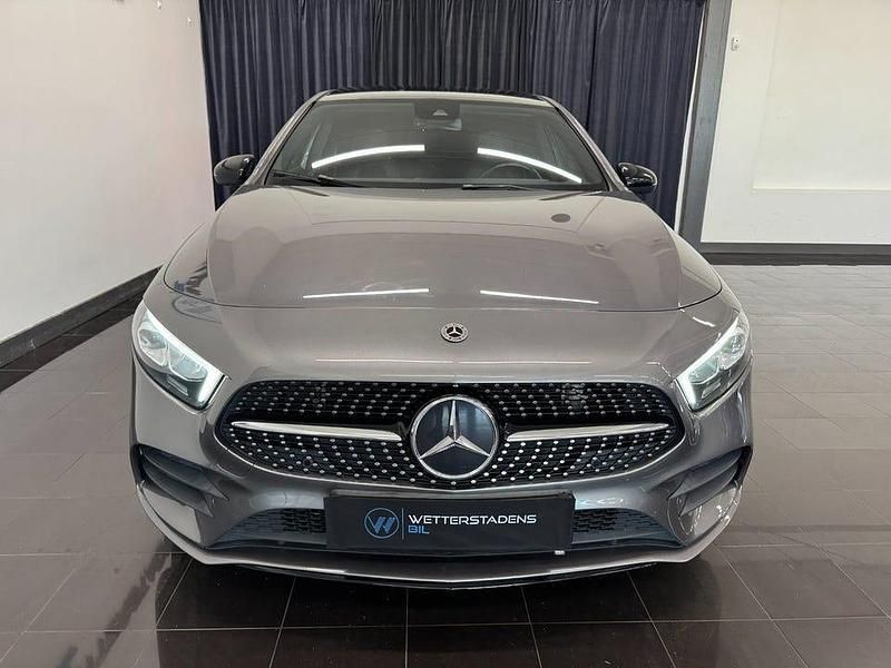 Begagnad Mercedes A180 AMG 136 HK (100 kW) 2019 Mörkgrå (mountain gray  metallic) Halvkombi