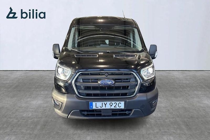Begagnad Ford Transit 171 HK (125 kW) 2020 Svart Van
