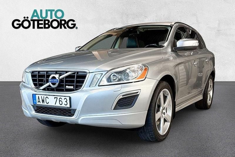 Silver Begagnad 2010 Volvo XC60 R-Design SUV | 124 900 kr (Marknadspris) - Bild 1/4