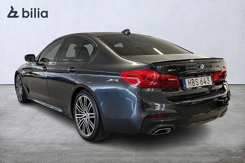 Begagnad BMW 530 M Sport 252 HK (185 kW) 2018 Sophisto grey brilliant effect Sedan