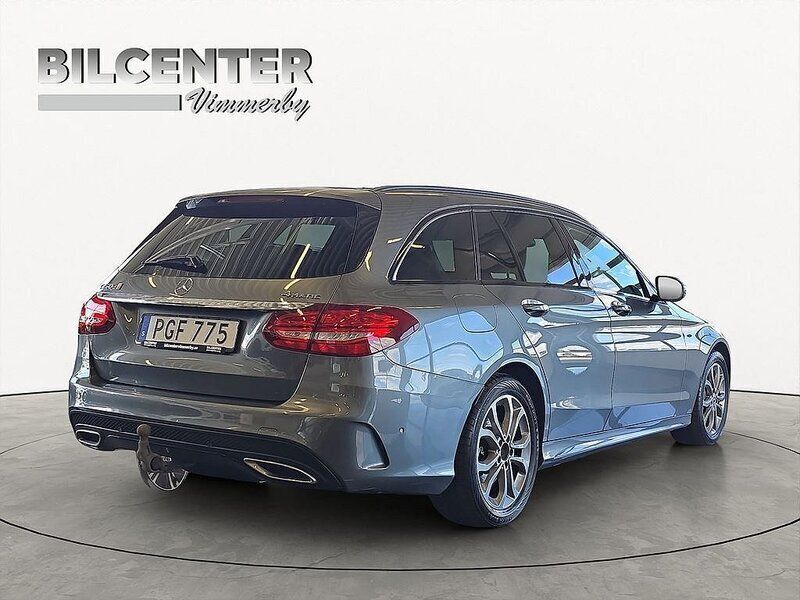 Begagnad Mercedes C250 AMG line 204 HK (150 kW) 2017 Grå Kombi