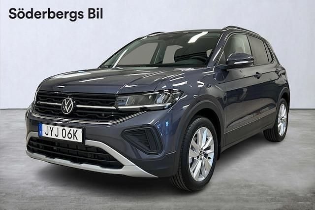 Grå (smokey grey metallic) Ny 2025 VW T-Cross Life SUV | 319 800 kr (Bra pris) - Bild 1/4