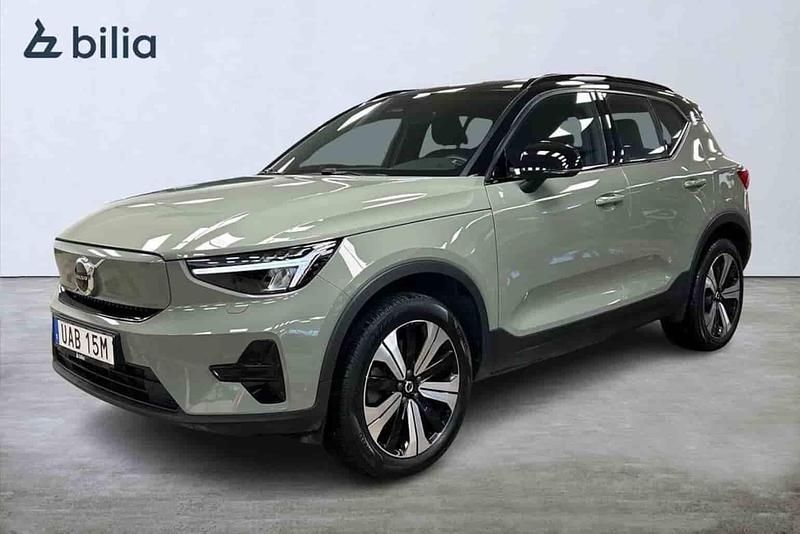 Grön Begagnad 2023 Volvo XC40 Single Motor SUV | 329 900 kr - Bild 1/1