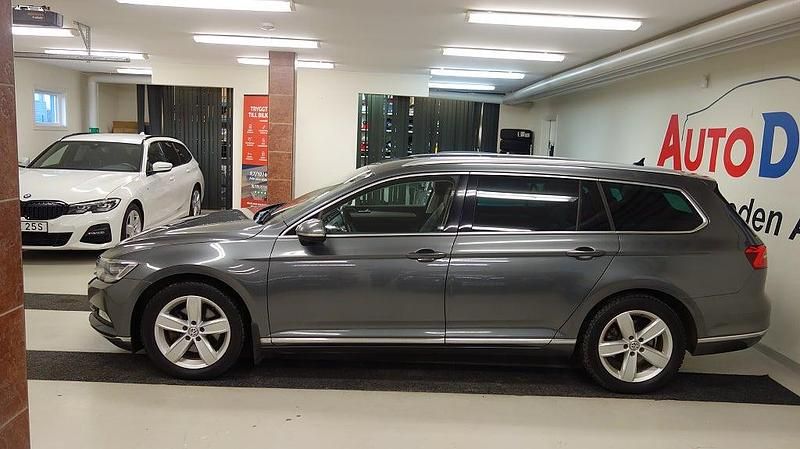 Begagnad VW Passat GT 190 HK (139 kW) 2015 Grå Kombi