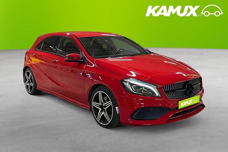 Röd Begagnad 2016 Mercedes A250 AMG Halvkombi | 224 900 kr - Bild 1/4