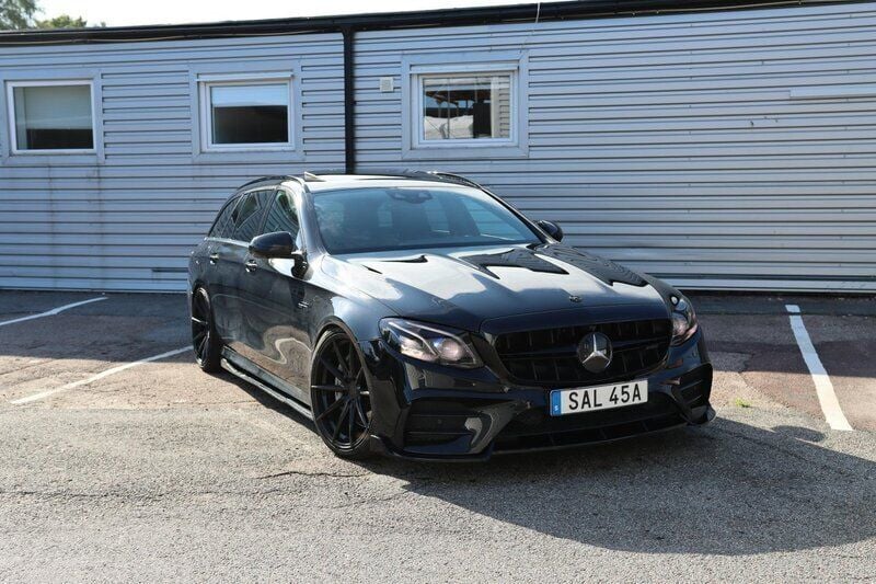 Svart Begagnad 2019 Mercedes E53 AMG AMG line Kombi | 559 900 kr (Superpris) - Bild 1/4