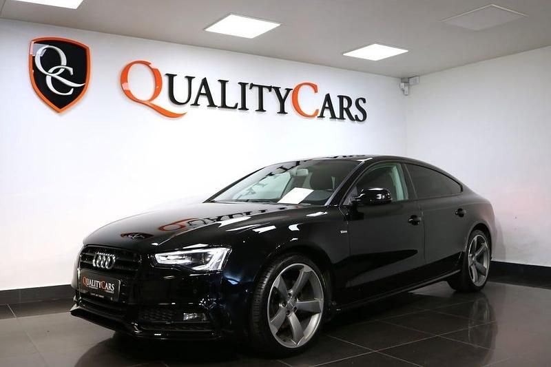 Svart Begagnad 2016 Audi A5 Sportback Sport Halvkombi | 169 000 kr (Marknadspris) - Bild 1/4