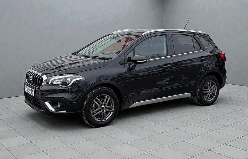 Begagnad Suzuki SX4 129 HK (94 kW) 2020 Svart Kombi
