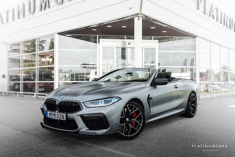 Grå Begagnad 2022 BMW M8 Competition Edition Sportkupé | 1 169 000 kr - Bild 1/4