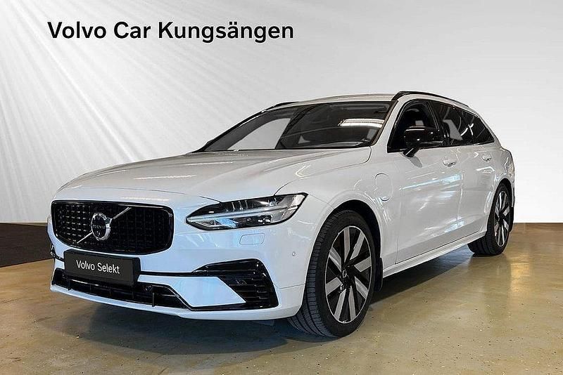 Vit Begagnad 2024 Volvo V90 Plus Kombi | 484 900 kr (Bra pris) - Bild 1/3