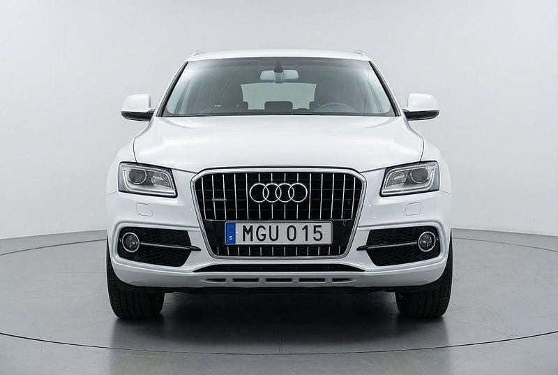 Begagnad Audi Q5 S-Line 190 HK (139 kW) 2016 Vit  ibis white SUV