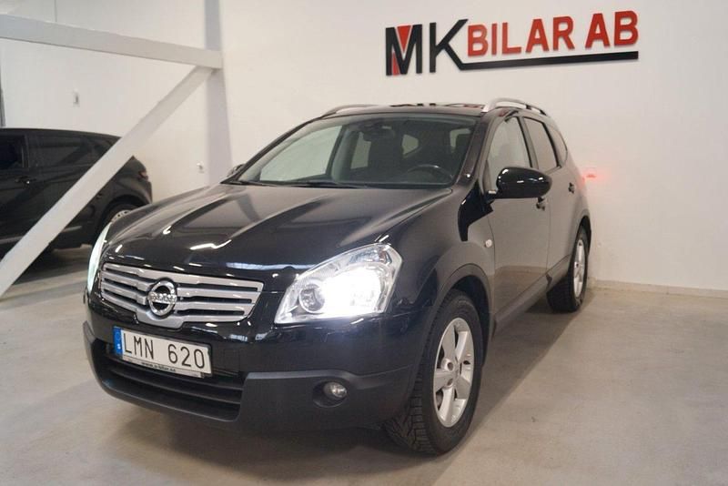 Svart Begagnad 2009 Nissan Qashqai +2 SUV | 99 900 kr (Marknadspris) - Bild 1/4