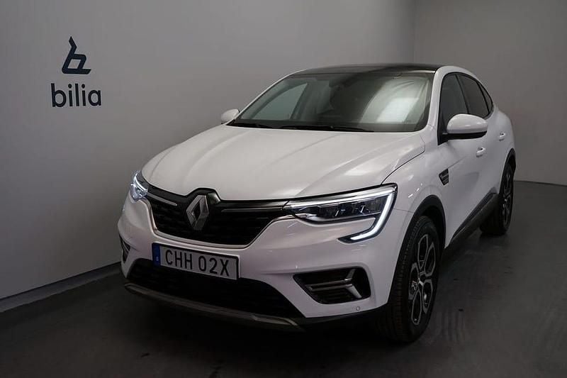 Vit Begagnad 2022 Renault Arkana Techno SUV | 249 500 kr (Lite dyr) - Bild 1/3