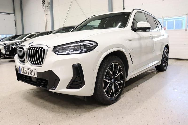 Vit Begagnad 2023 BMW X3 M Sport SUV | 438 800 kr - Bild 1/4