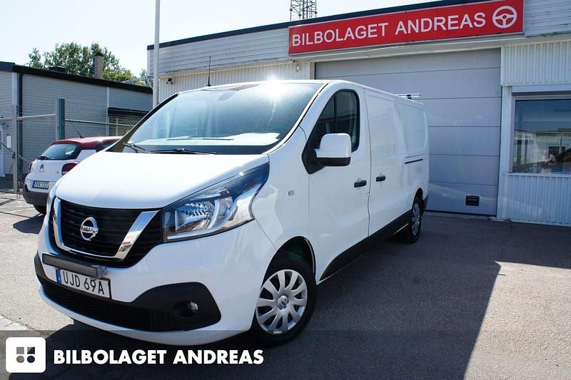 Vit Begagnad 2021 Nissan NV300 Van | 189 900 kr - Bild 1/4