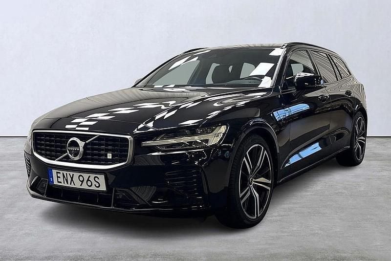 Svart Begagnad 2020 Volvo V60 R-Design Kombi | 364 800 kr (Marknadspris) - Bild 1/4