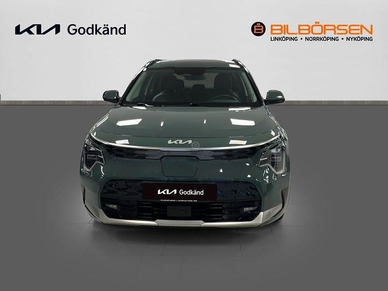 Begagnad Kia e-Niro 150 kW (204 HK) 2022 Grön SUV